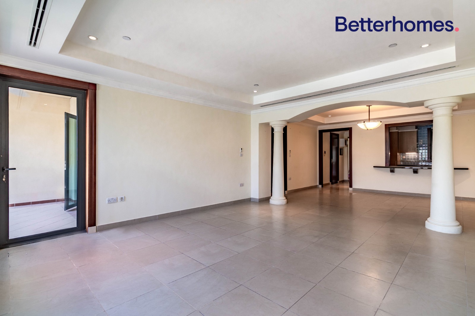 UNBEATABLE OFFER | SPACIOUS | TOWNHOUSE - photo 3