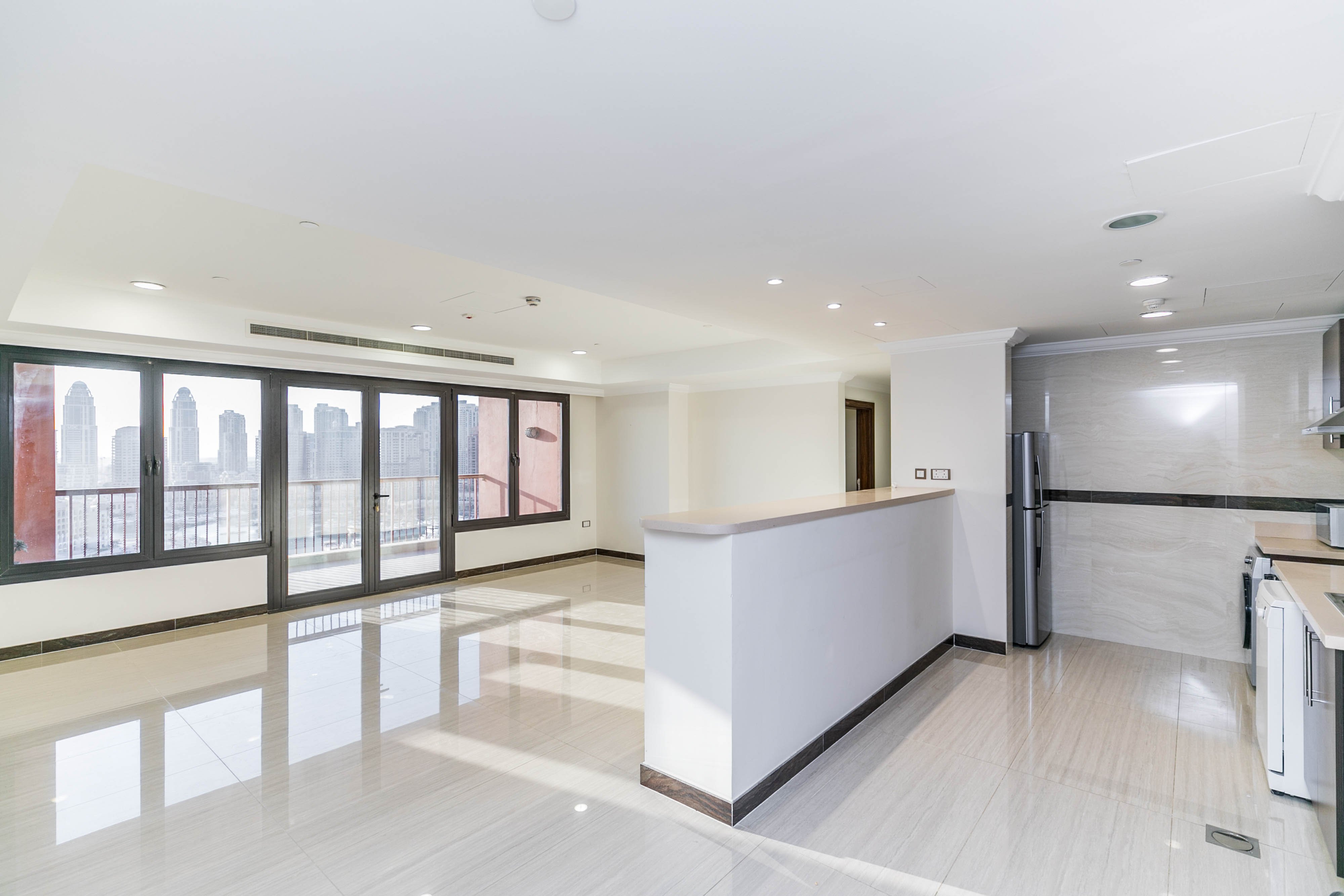 SMART INVESTMENT | 2 BEDROOMS | SF | MARINA VIEW