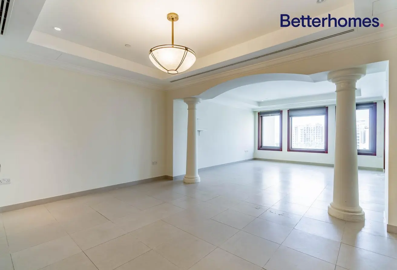 DIRECT MARINA VIEW | 2 BEDROOMS | EXCELLENT VALUE