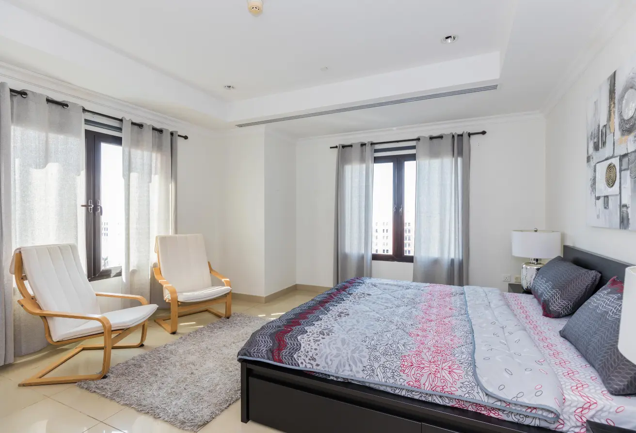 READY TO MOVE IN | GREAT ROI | 2 BEDROOMS | FF - photo 2