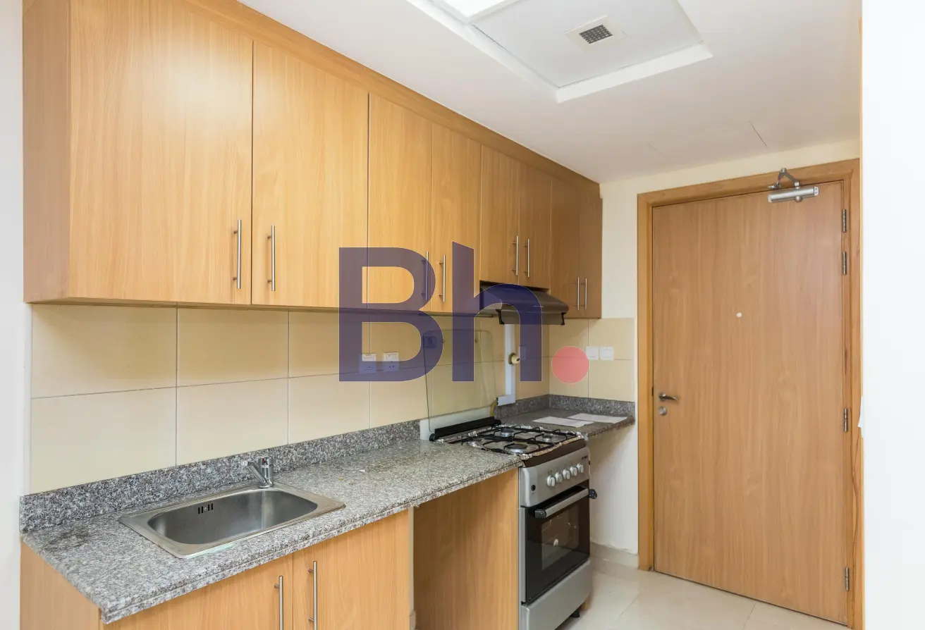 READY TO OWN | STUDIO | SEMI FURNISHED