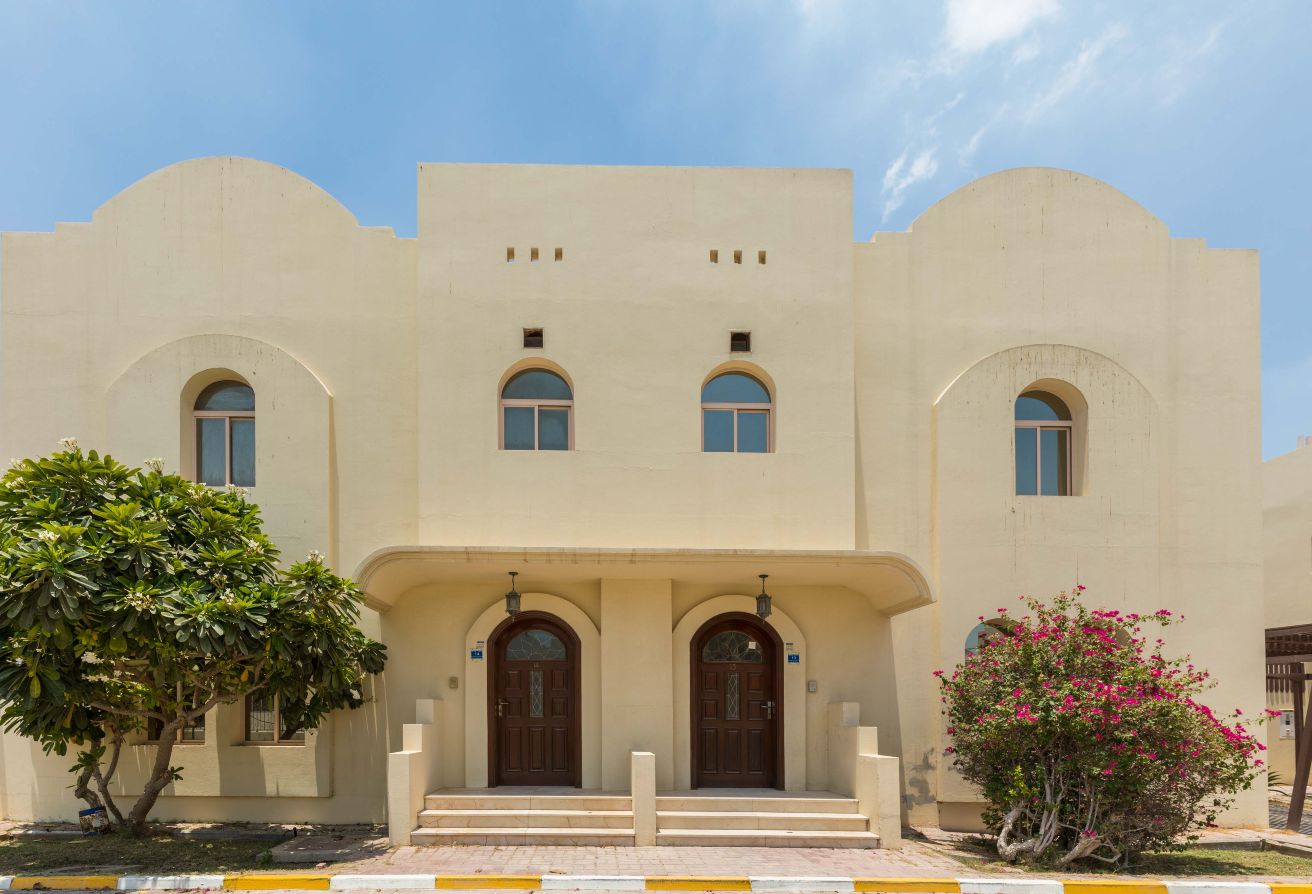 SPACIOUS | 3 BEDROOMS | COMPOUND VILLA | AMENITIES