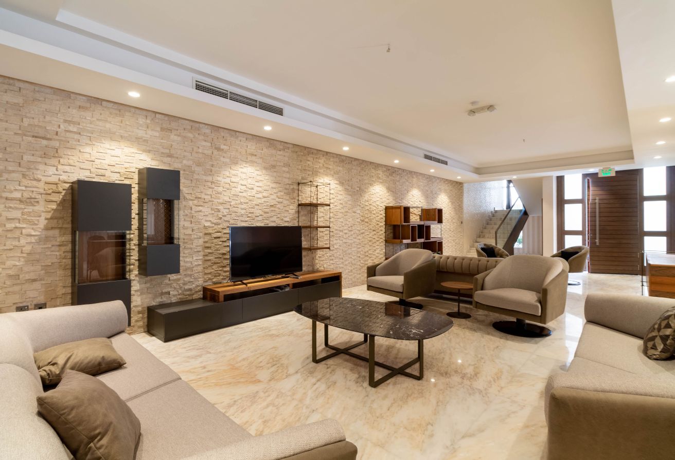 SPACIOUS | 4 BEDROOMS + MAID ROOM | PRIME LOCATION