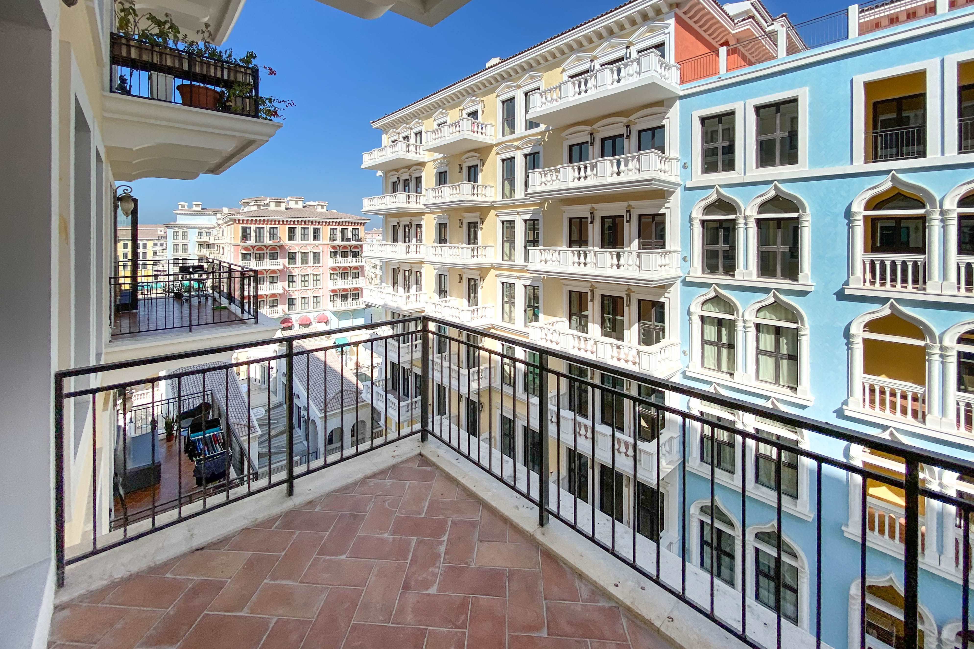 SPACIOUS 1-BEDROOM APARTMENT | QANAT QUARTIER