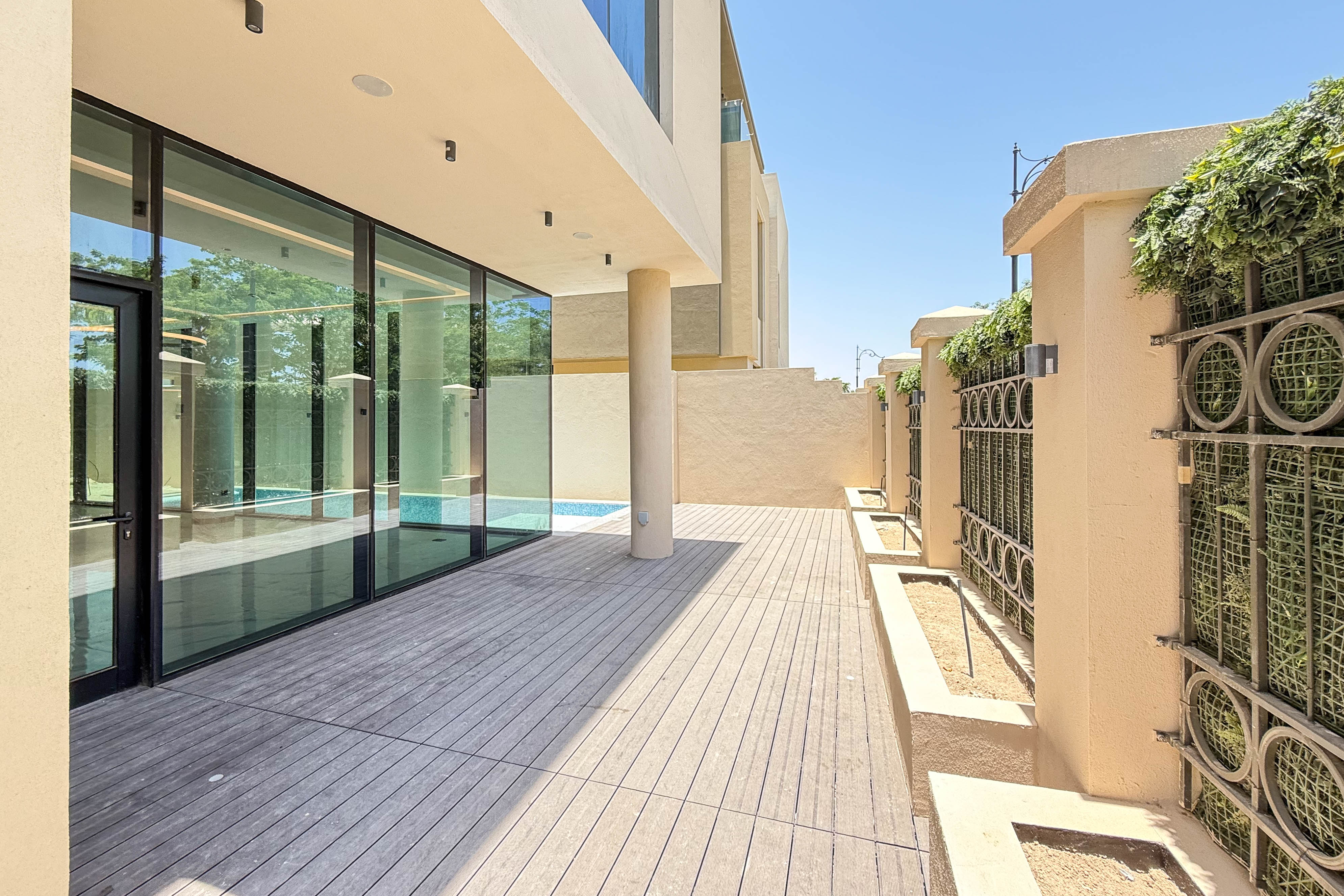 Stand Alone villa | 7+ | SF | Pool | Elevator