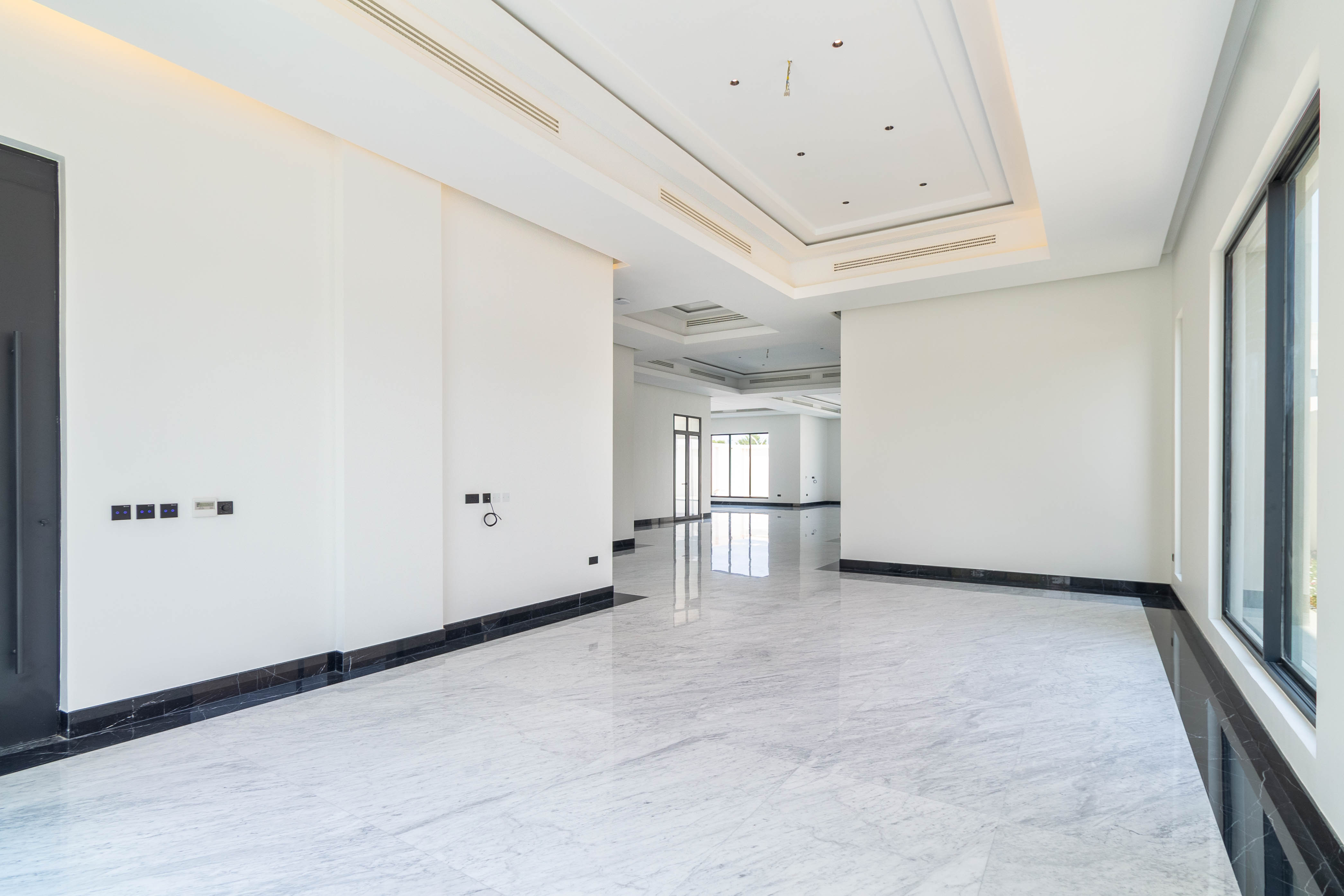 Stunning villa for sale in Lusail  Qtefan island