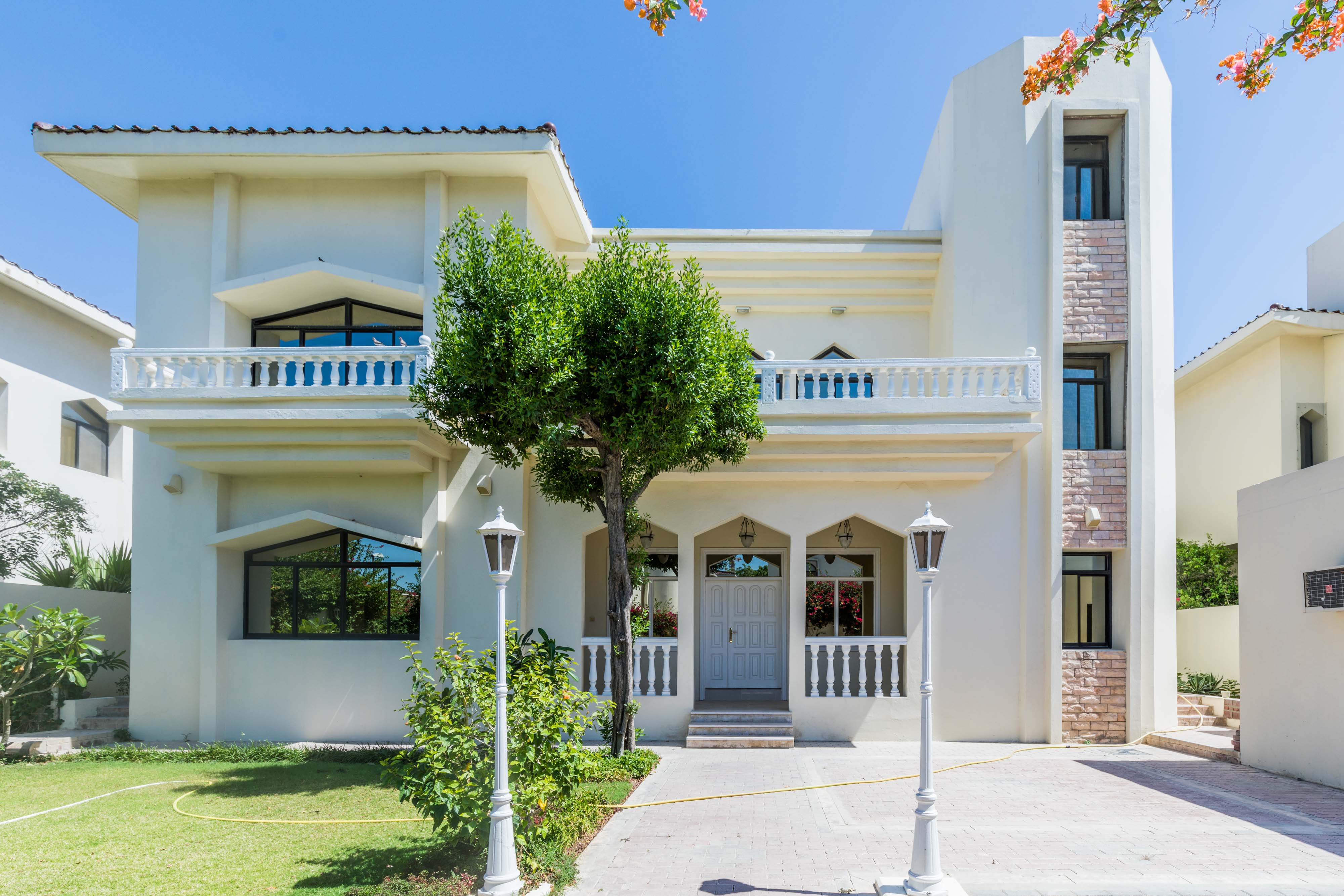 SPACIOUS VILLA | 4 BHK | AL SAAD | READY MOVE IN