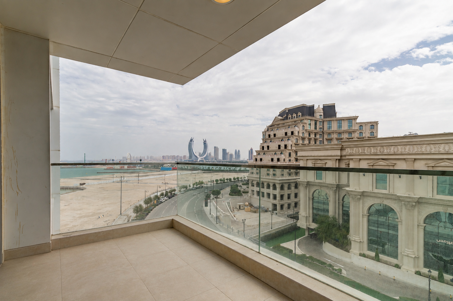 LUXURY | 1 BED | MARINA LIVING