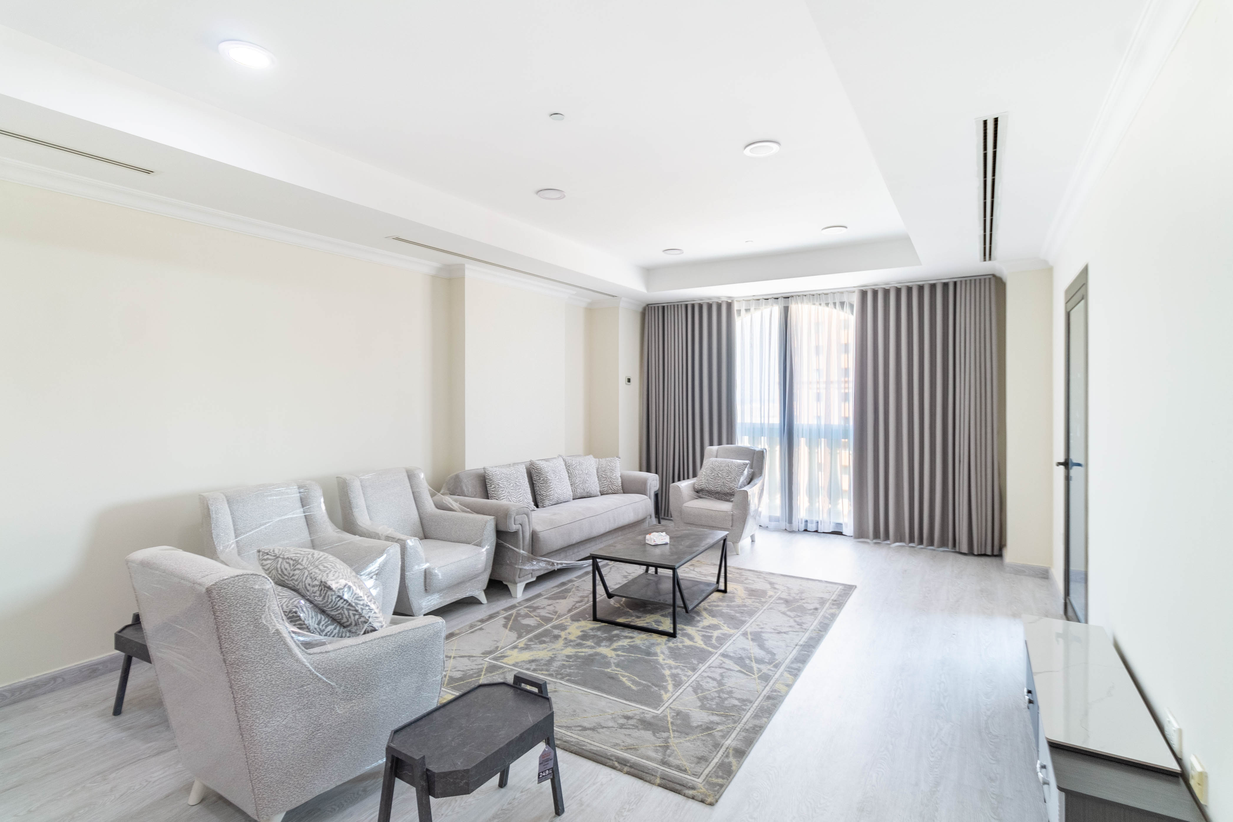 Bright Renovated Porto Arabia Marina Residence