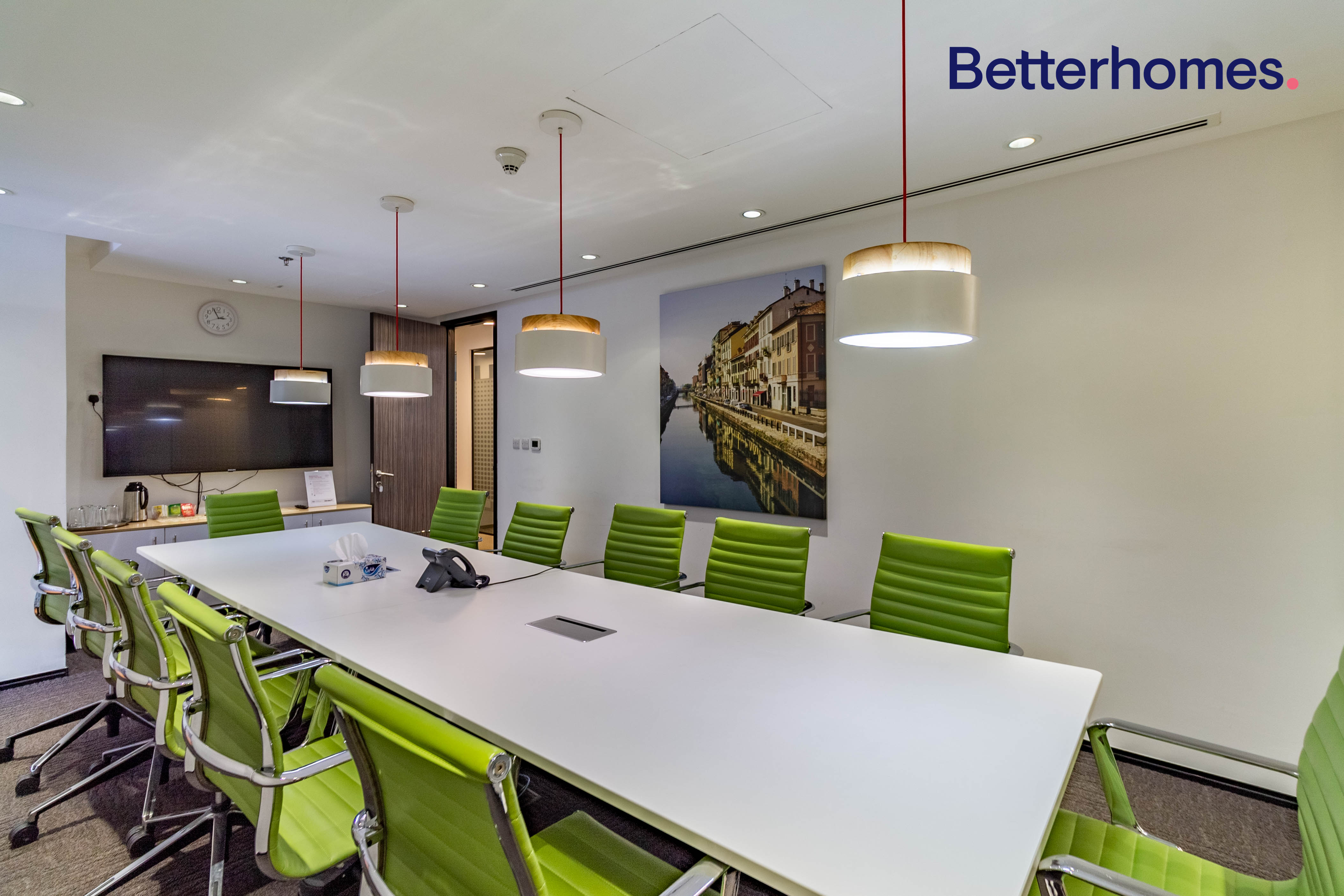 Fully Equiped Office Spaces in the Pearl