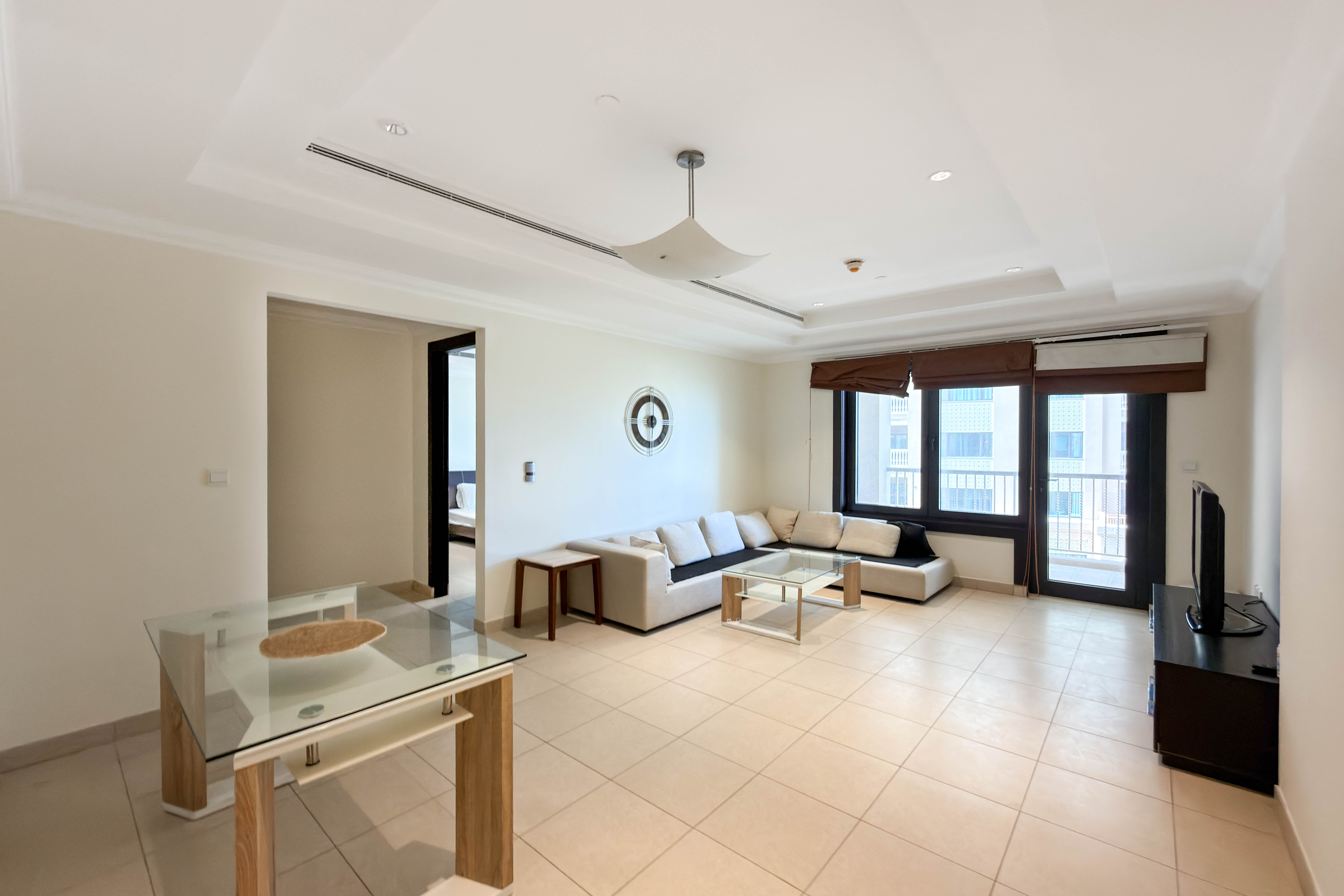STYLISH 1BR | PORTO ARABIA | BALCONY