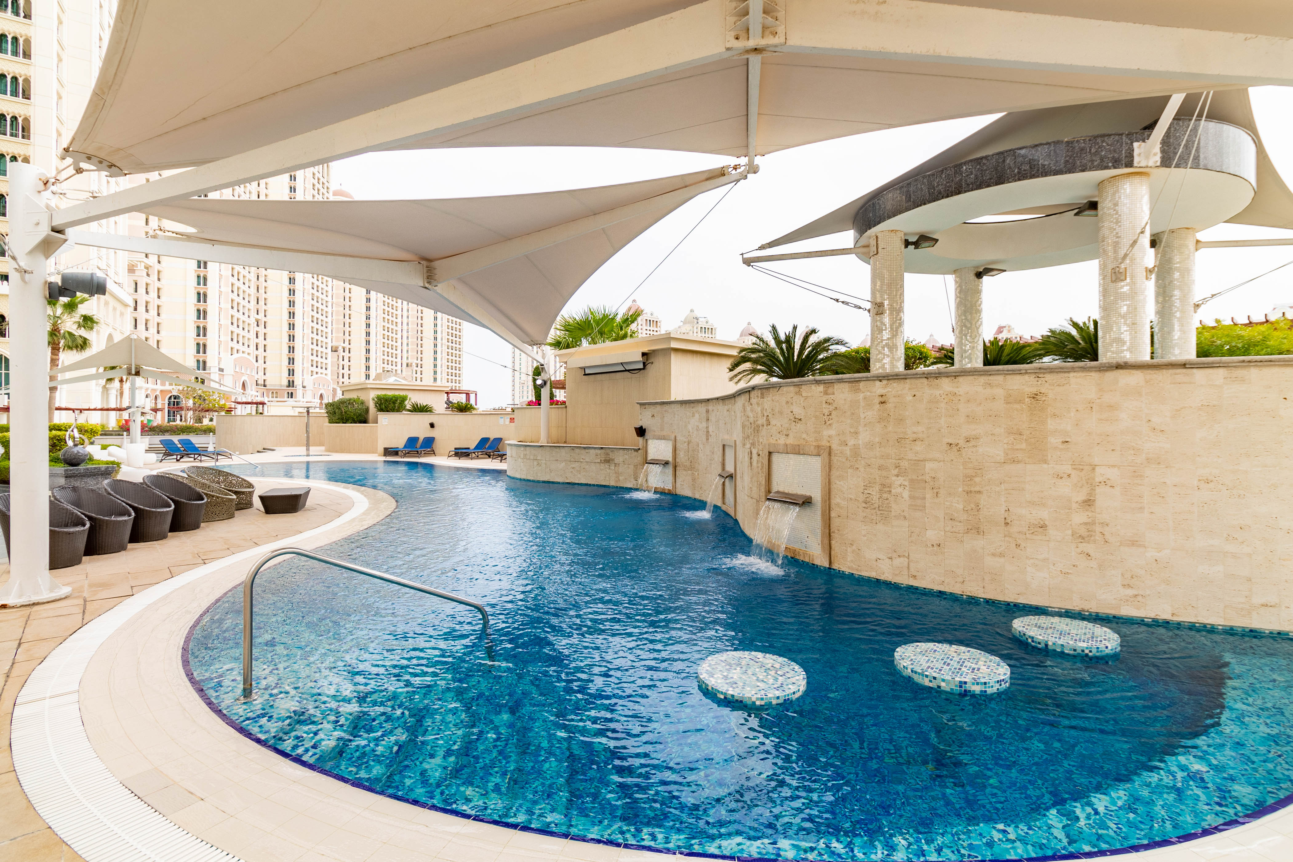 ELEGANT | 2-BEDROOM FURNISHED IN THE PEARL