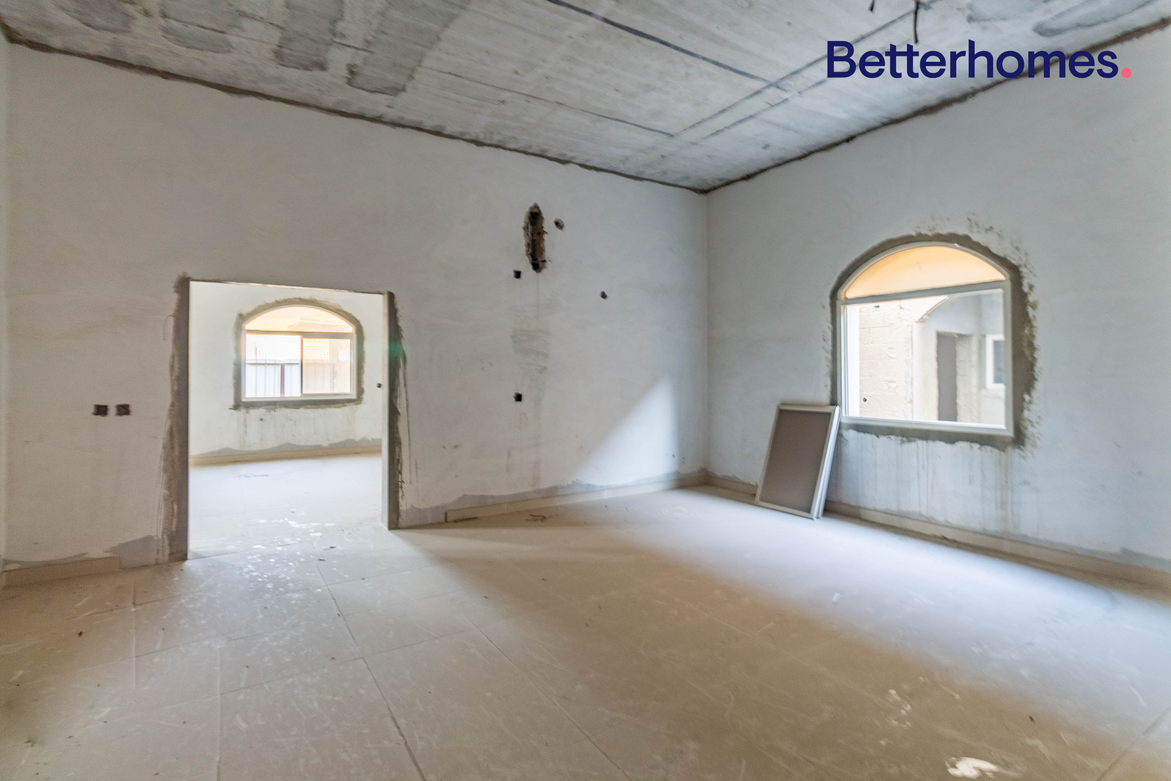 A Modern Investment: Spacious 7 Bedroom• w/ title deeds - photo 3